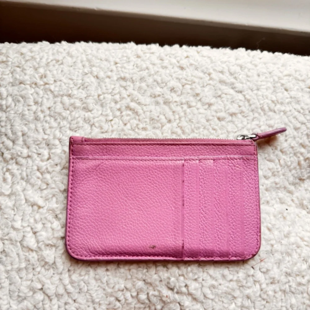 Balenciaga Long Cash & Card Holder in Lilac Leather & Black Logo - Picture 2 of 4